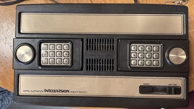 Mattel Intellivision Model 2609 Console w/ 8 Games Tested Works Vintage