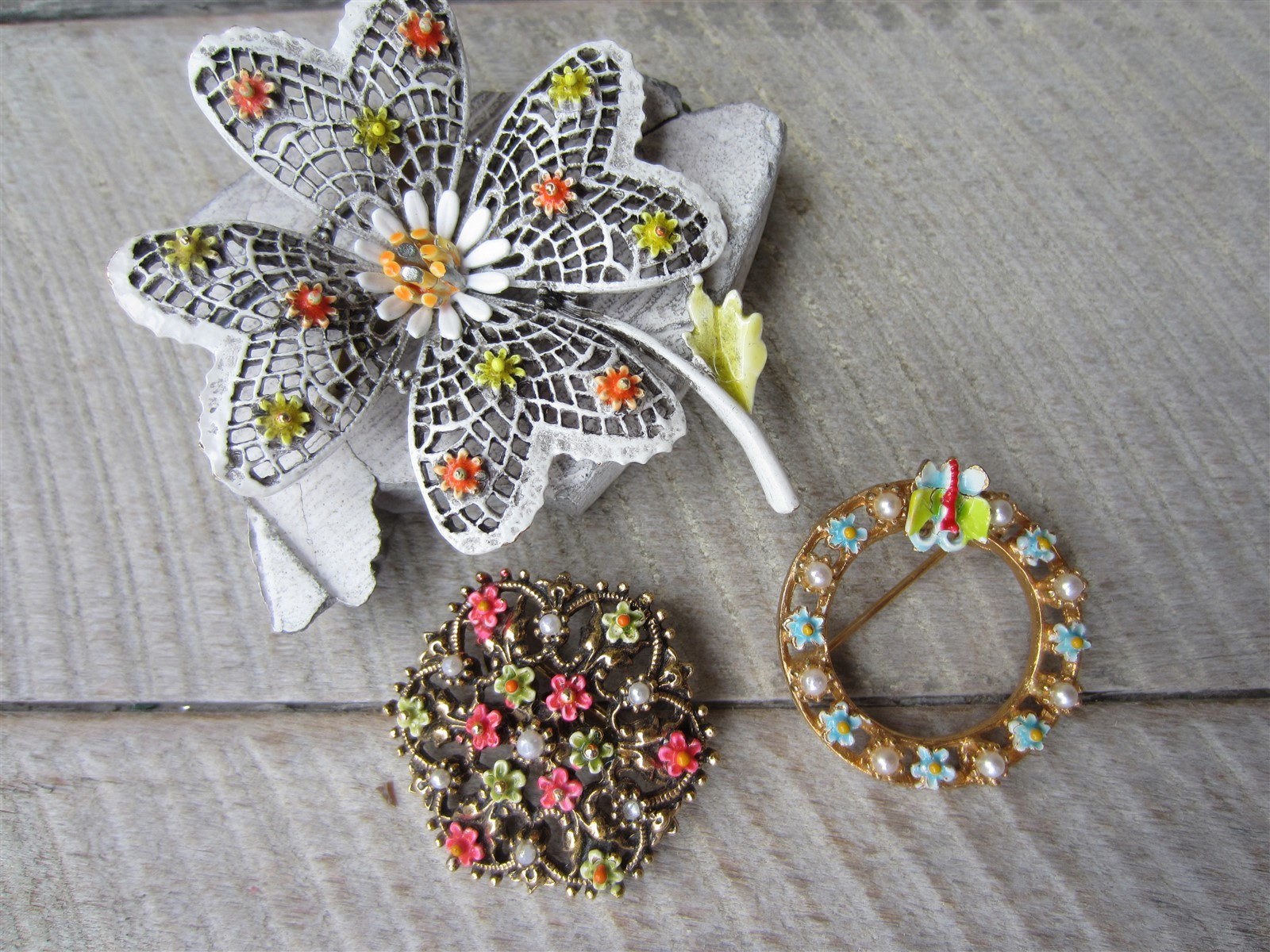 Vintage ART Arthur Pepper Enamel Flower Faux Seed Pearl Cluster PIN Brooch LOT