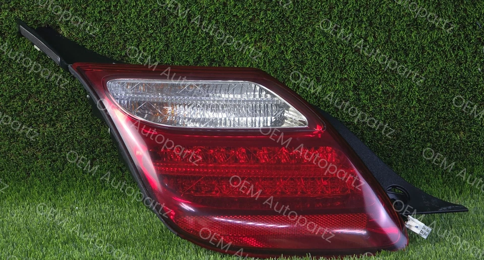 Juego completo de luces traseras Lexus sc430 2006-2010 montaje OEM usado Foto 4 de 4