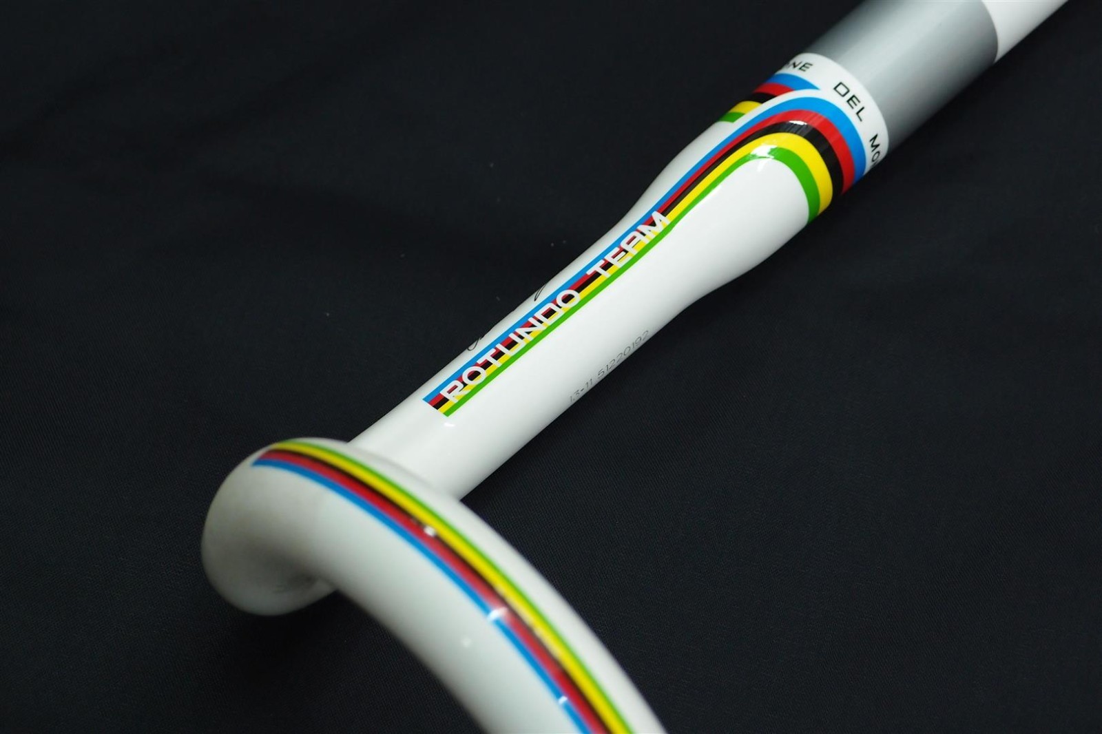 3T Rotundo Team Carbon Road Drop Handlebar 31.8mmx44cm World Champion ...
