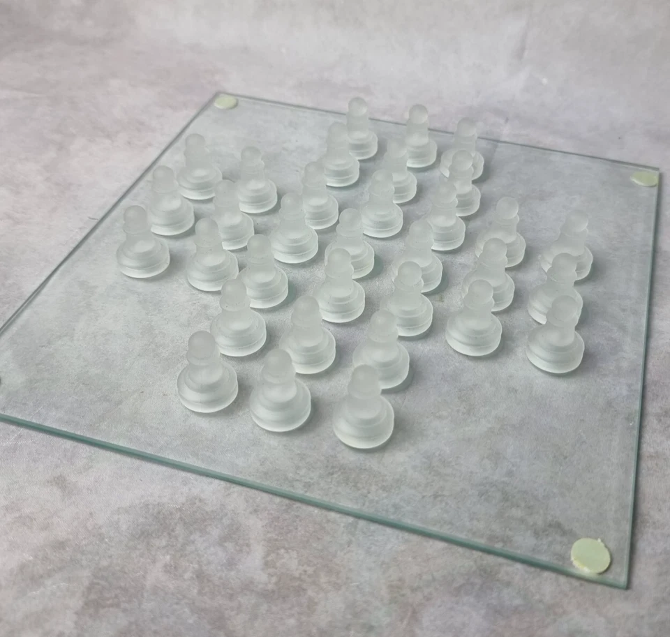 Jeu Solitaire en Verre – Plateau Carré Transparent + Pions Givrés - Photo 2/4