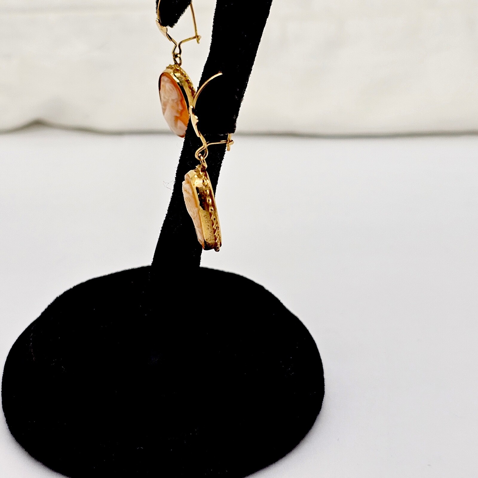 14K SOLID GOLD MOUNTED CARVED SHELL PORTRAIT CAME… - image 7