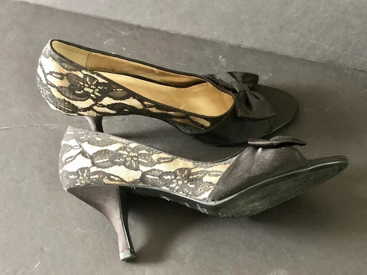 Black And Gold Wedding Shoes For The Modern Bride + FAQs