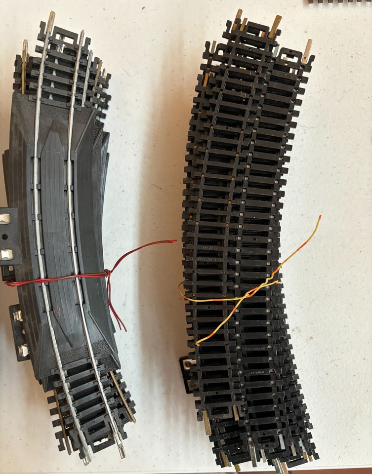 HO Scale Model Train Brass Code 100 Track, straight, curved, rerailer