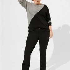 Torrid Sweatshirt Stylish Black Gray Design NWT 2XL