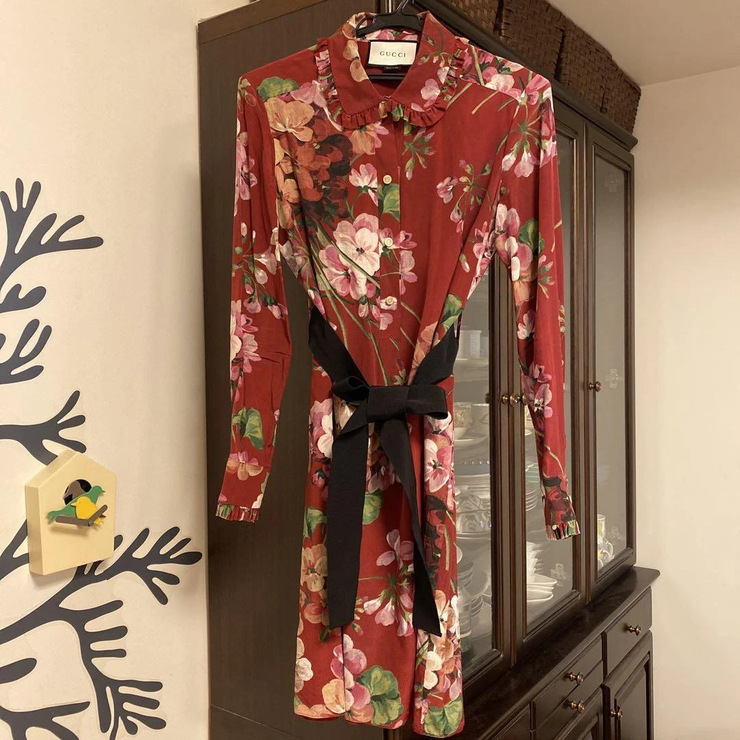 Robe florale Gucci rouge à manches longues taille M femme