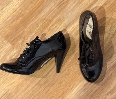 Vintage Inspired Marks and Spencer Pumps Black Leather Oxford Heels US 7.5 Shoes