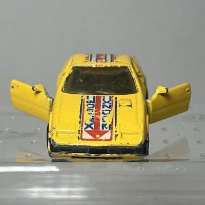 Hot Wheels Hot Ones Diecast Yellow Nissan 300ZX Gold Rim VGC
