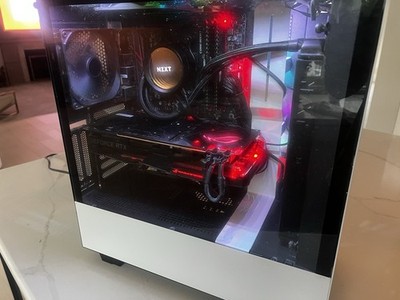 NZXT White Gaming Tower Desktop, Ryzen 7 3700x, ROG STRIX NVIDIA 2070 SUPER