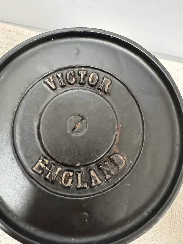 Black Cast Iron Kitchen Scales Brass Pan Victor England Brass Screw plates - Image 2 of 4