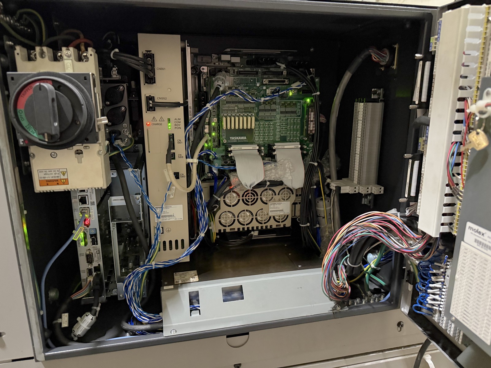 Yaskawa Motoman GP50 Robot YRC1000 Control 50Kg Payload 14 Hours in Enclosure