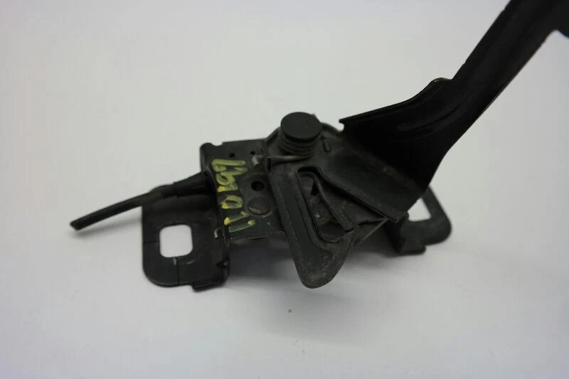 2010 雪佛兰越野帽闩锁  — 第 4/4 张图片