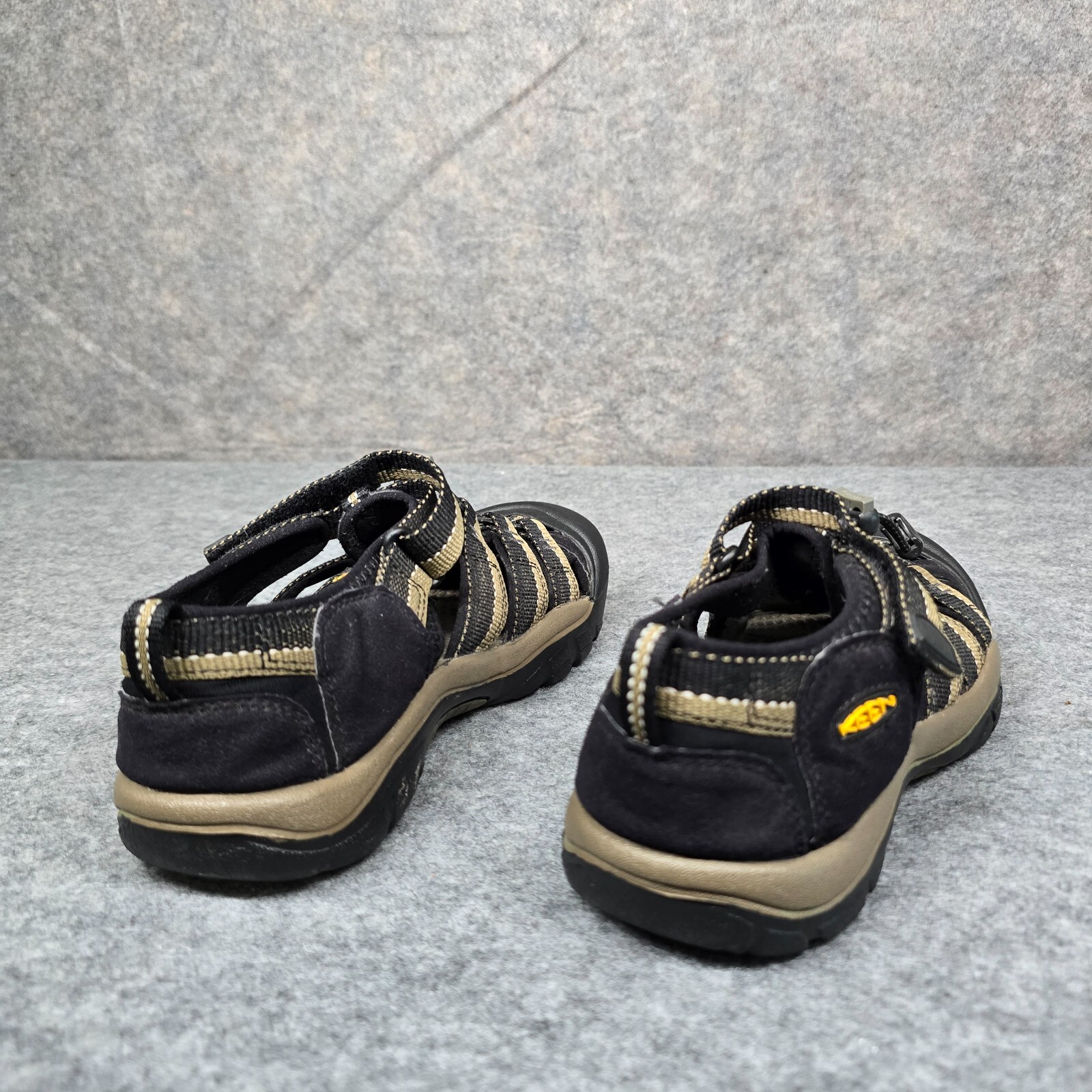 Taglia 6 Sandali Keen donna Newport H2 beige punta chiusa scarpe pescatore 1029077