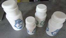 4 pots à pharmacie apothicaire verre opale blanc décor 3 bleu & 1 vert Italie