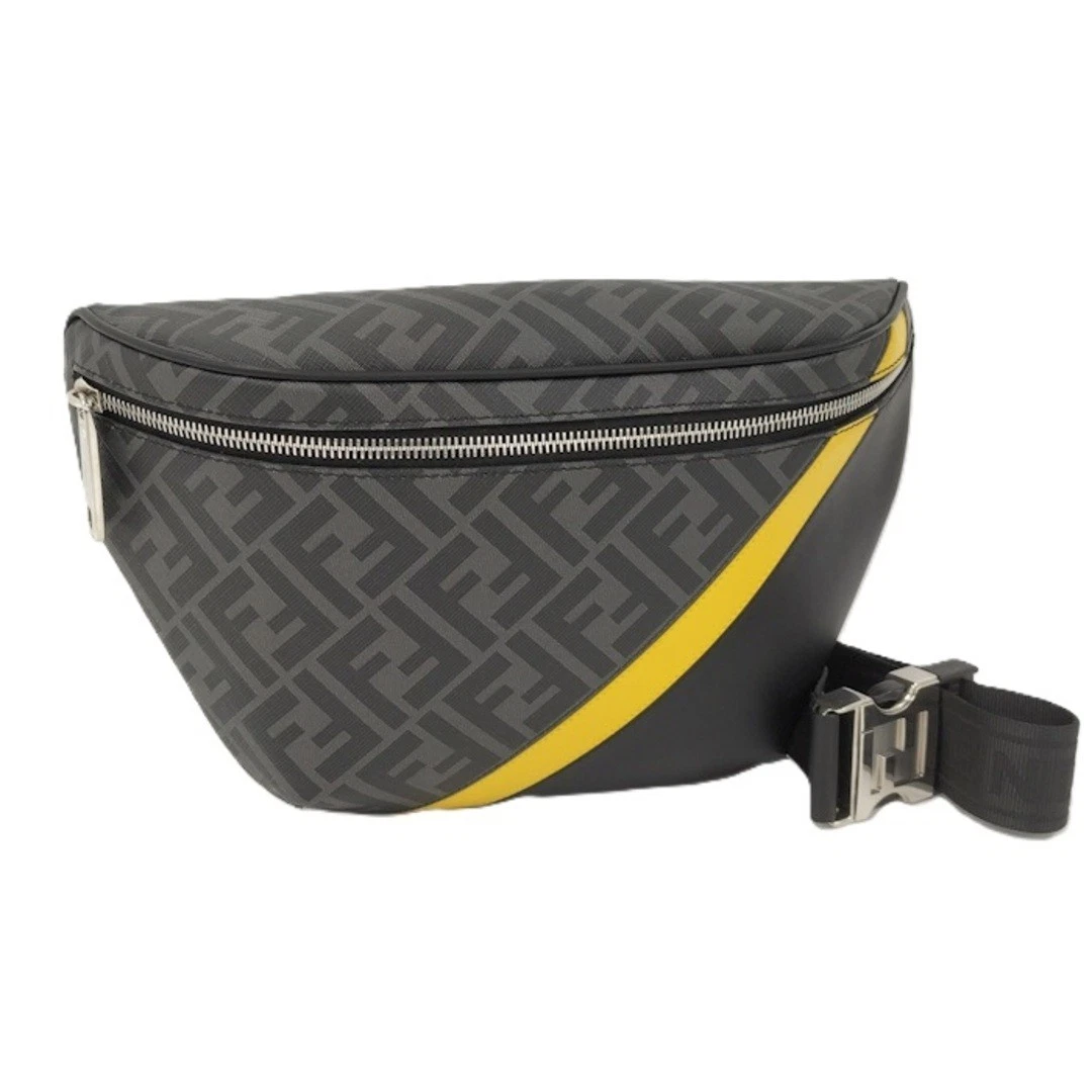 Fendi BORSA CORPO DIAGONALE RIVESTITA IN PVC NERO usata SKAI 0