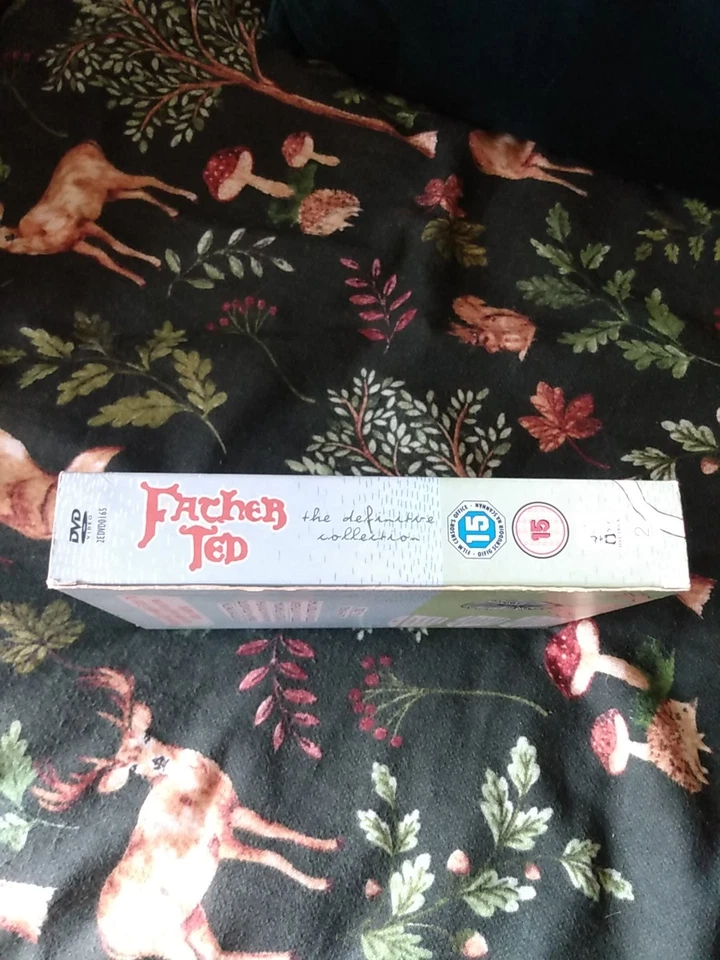 Father Ted - The Definitive Collection (DVD, 2007) - Image 3 of 4