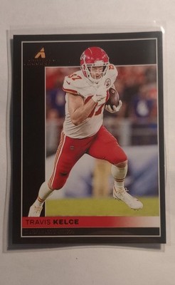 2021 Panini Chronicles - Pinnacle Travis Kelce #32 Chiefs