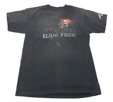 Vintage Y2K 2000s Grunge Hot Leathers Skulls Goth Graphic T-Shirt Size M W7