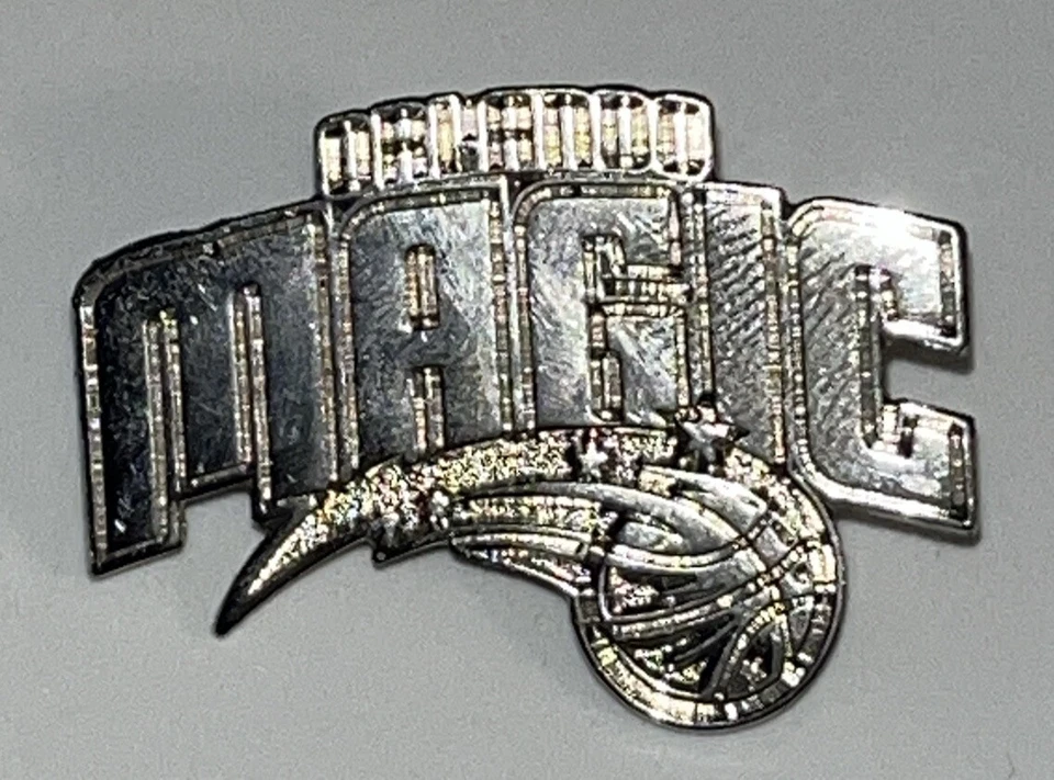 PIN LOGO ORLANDO MAGIC - Todo Plateado Foto 3 de 4