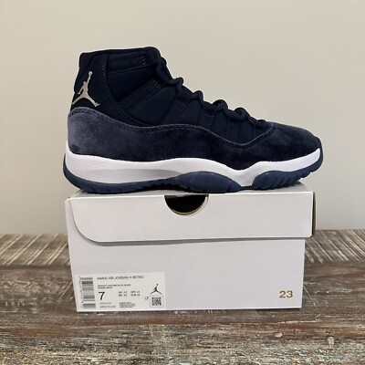 Size 7 - Jordan 11 Midnight Navy Velvet 2022 | eBay