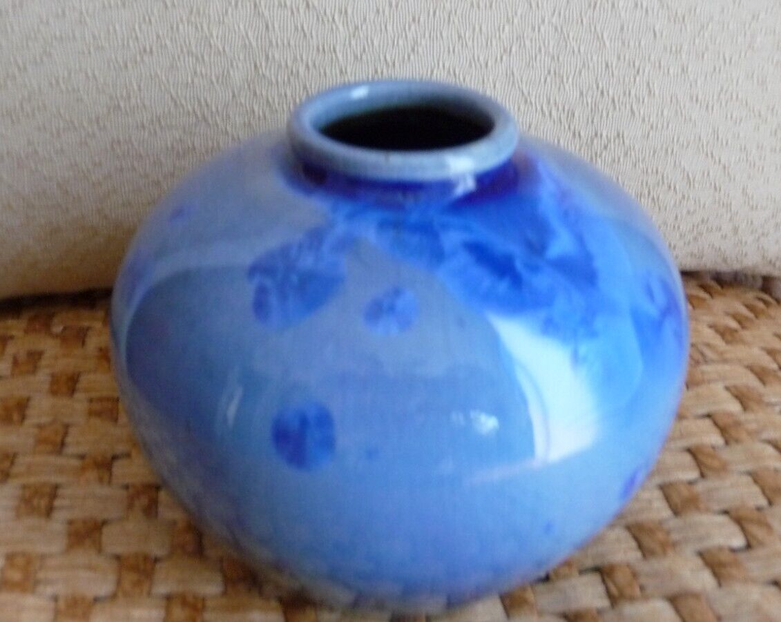 RODNEY LEFTWICH - STUNNING BLUE CRYSTALLINE POTTERY VASE - NC POTTER