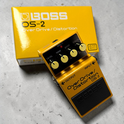 Boss OS-2 OverDrive Verzerrung Gitarren-Effektpedal getestet sauber