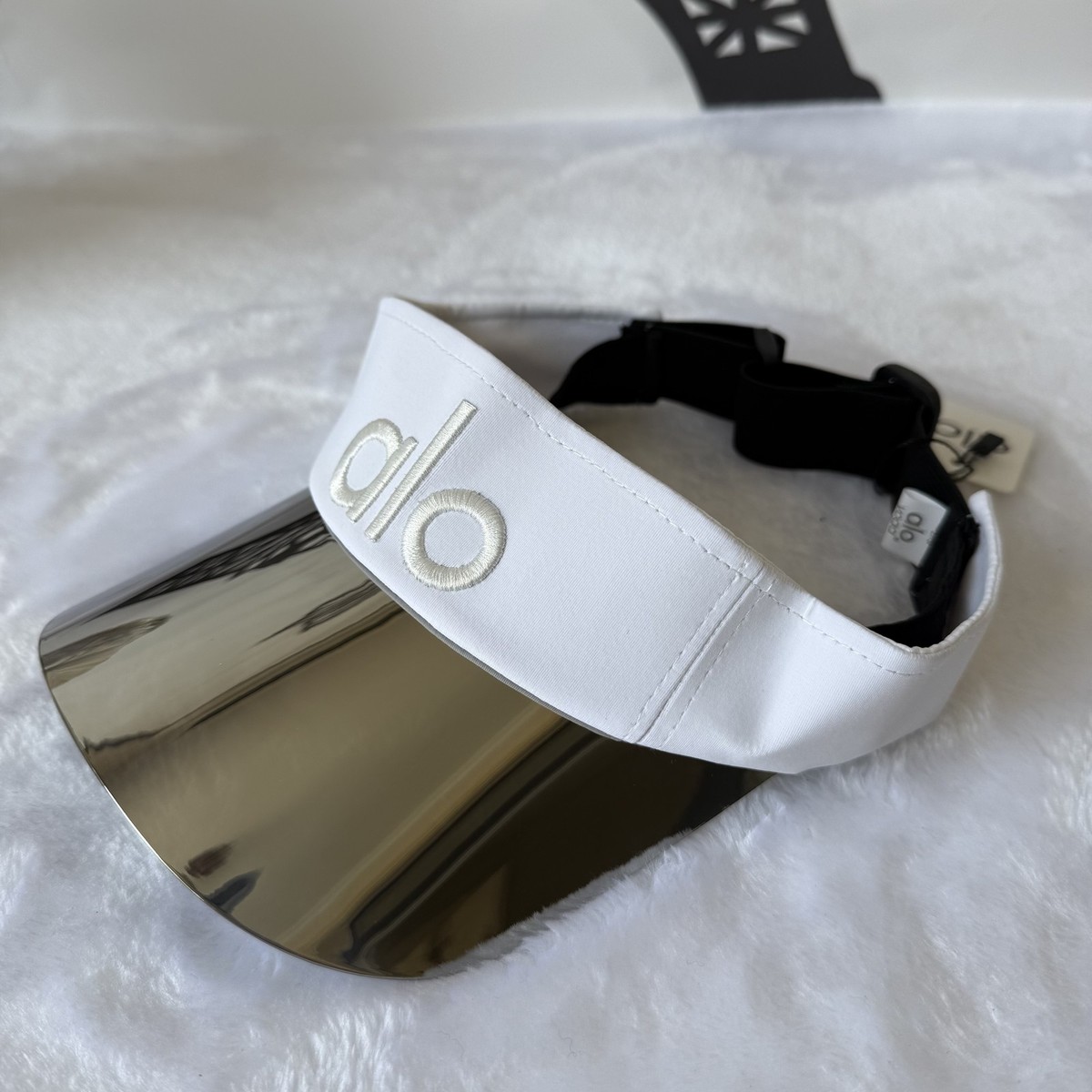 Alo Yoga Airlift Solar Visor - White - One Size | eBay