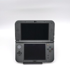Nintendo NEW 3DS XL LL Gold  Video Game Console w/ Extras (USA Seller) IPS