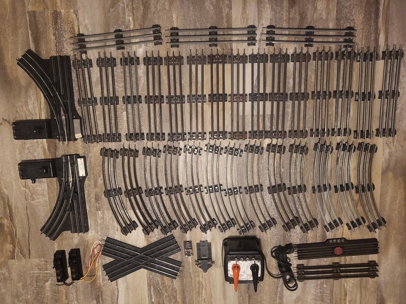 LIONEL 0 GAUGE TRACKS, SWITCHES, CONTROLS, STRAIGHT, CURVE, X, TYPE 1033 XFORMER