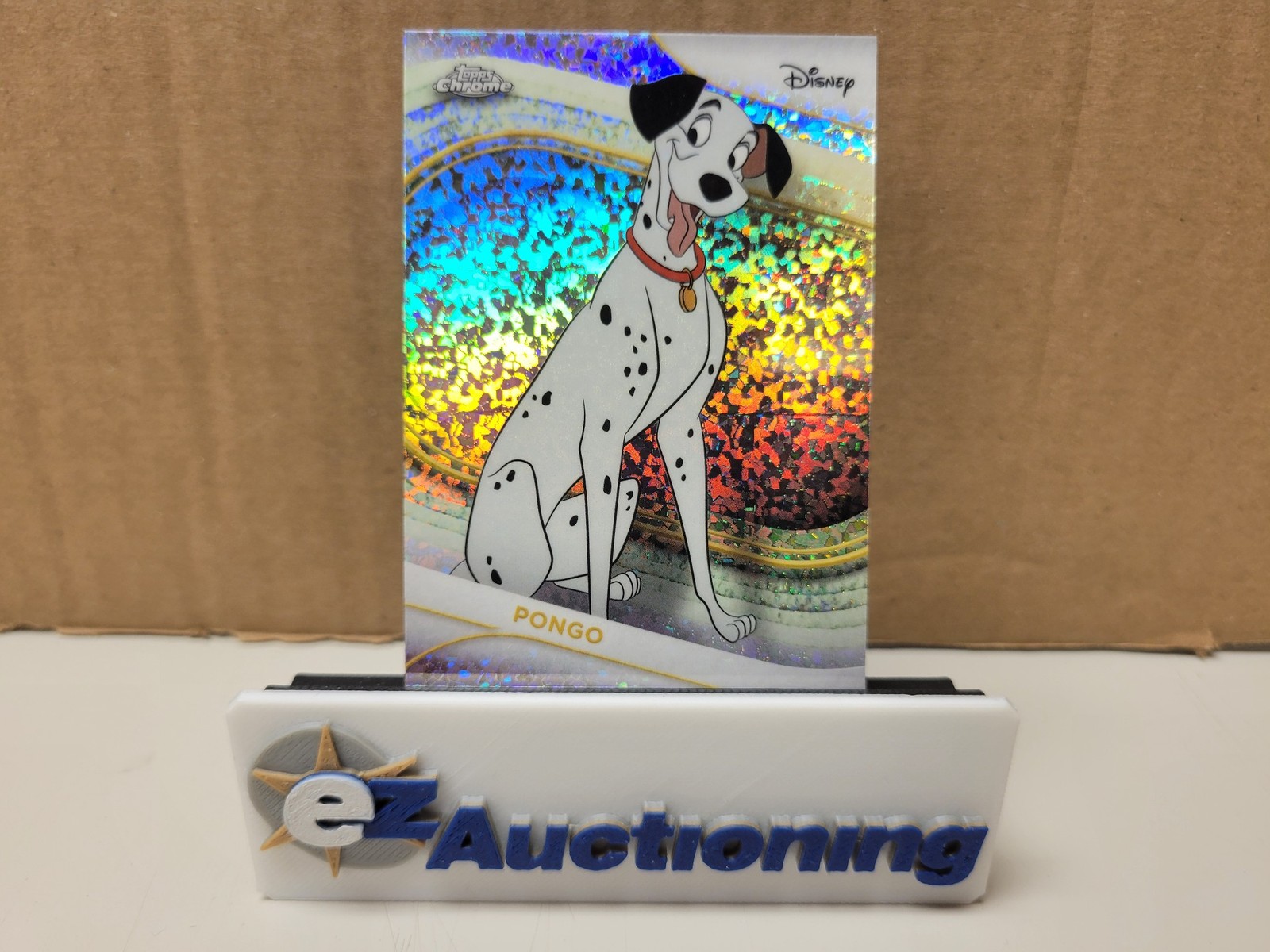 2025 Topps Chrome Disney - Mini Diamond Refractor Pongo #101