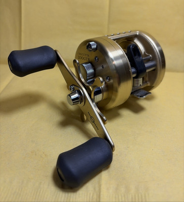Shimano Calcutta 200 GTB Baitcasting Fishing Reel Carbontex Drag Nice!!!!