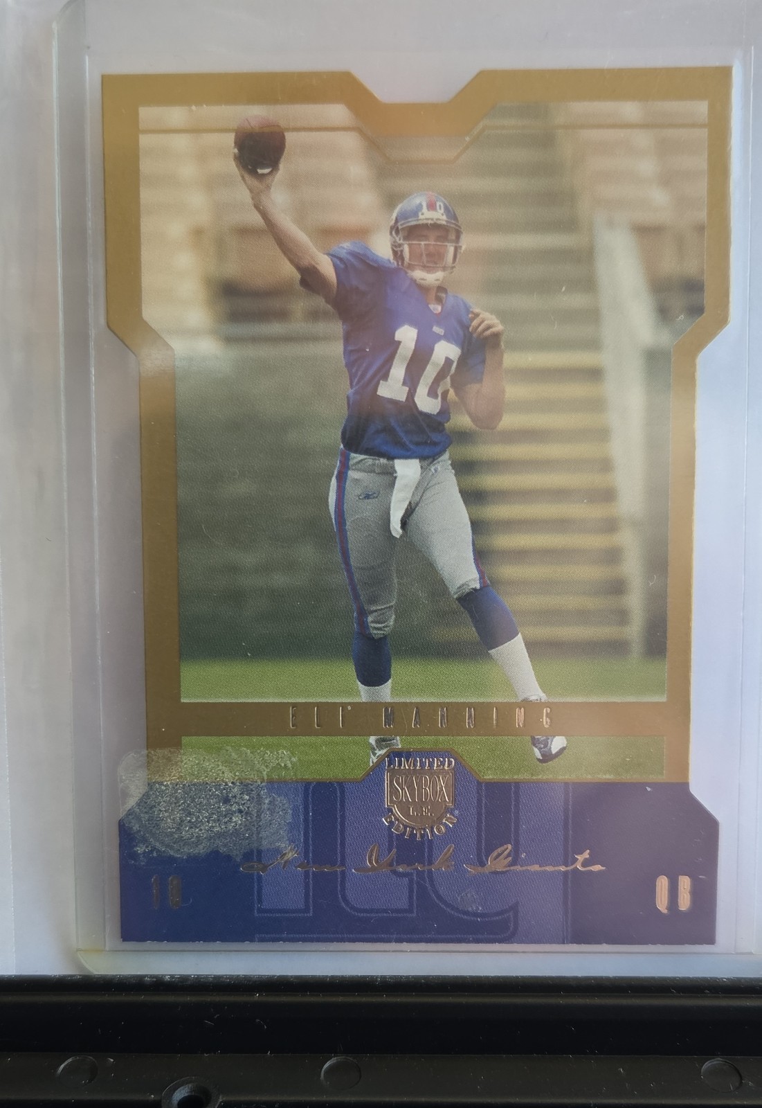 Eli Manning Skybox L.E. #61 Gold