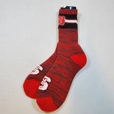 For Bare Feet Socks North Carolina State Mens Size Large NWT Red