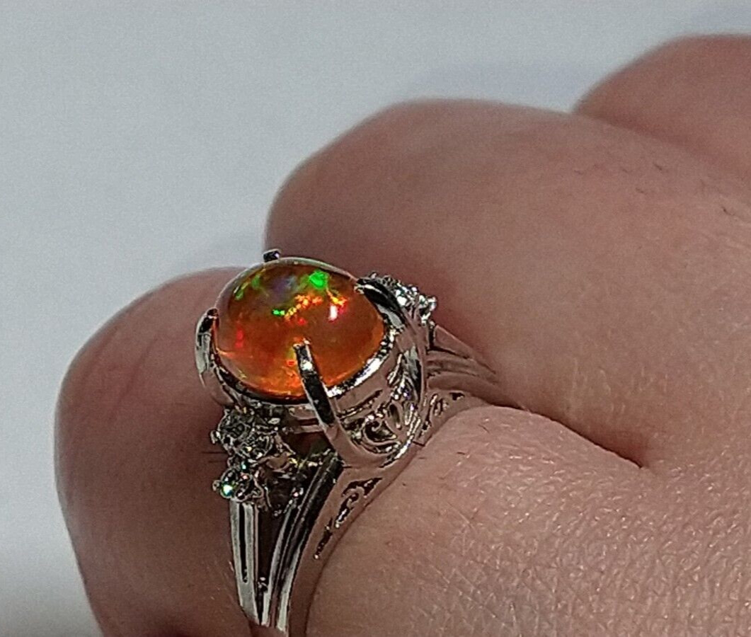 Solid platinum natural opal diamond ring 4.96 gra… - image 5