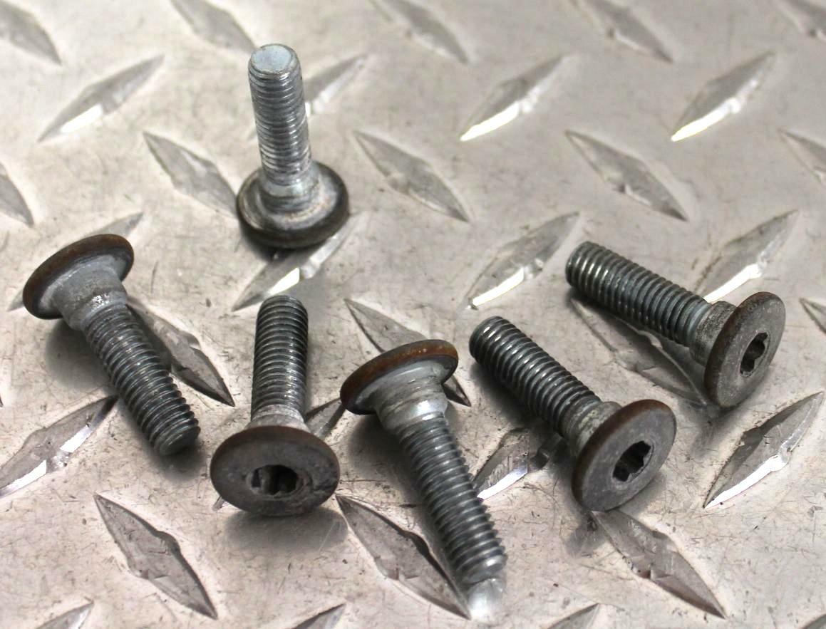 1984 KAWASAKI GPZ1100 REAR BACK BRAKE ROTOR BOLTS 92001-1951 1984 KAWASAKI GPZ1100 REAR BACK BRAKE ROTOR BOLTS 92001-1951