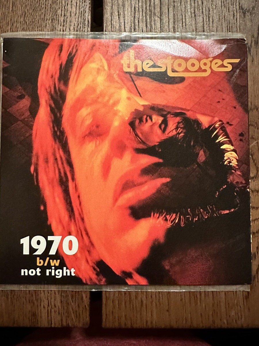 the stooges レコード 未使用に近い STOOGES - The Stooges [Vinyl] - Amazon.com Music