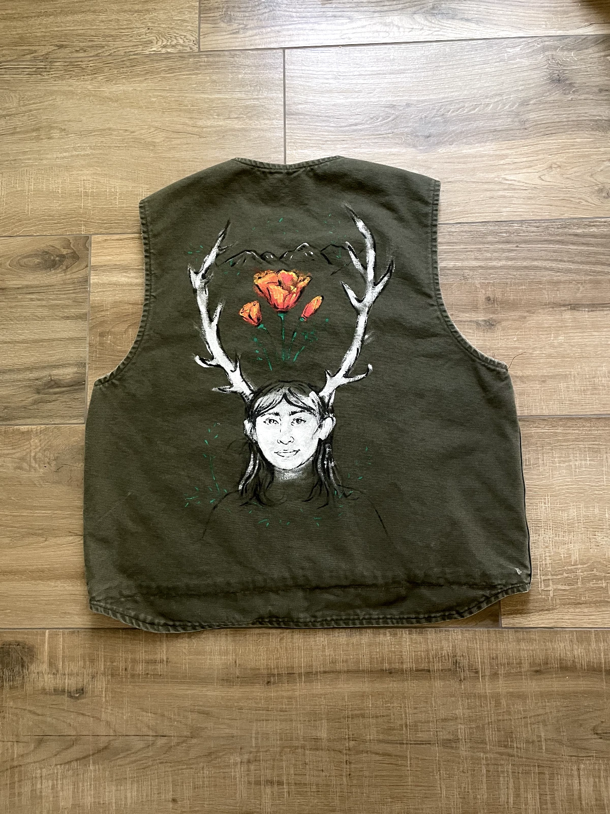 Carhartt Vest Mens XL Green Sherpa Lined Custom Painted Outdoor Wildlife Hunter