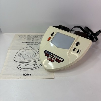 Vintage Tomytronic 3D Thundering Turbo Handheld Spiel 1983 TOMY mit Handbuch getestet