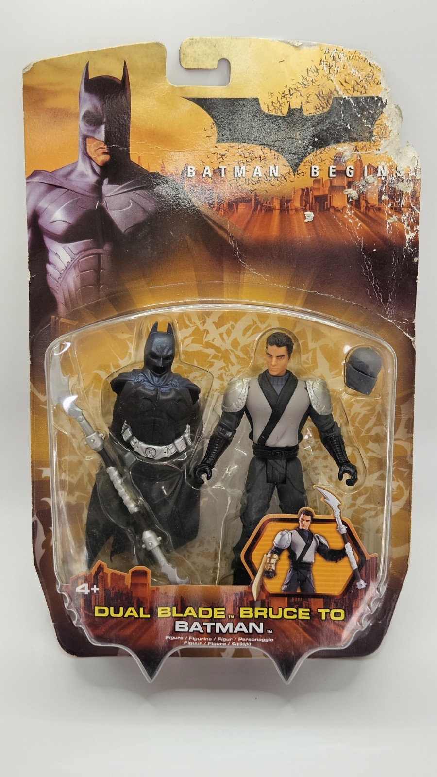 BATMAN BEGINS Dual Blade Bruce To Batman Figure VTG Sealed Damaged Packaging