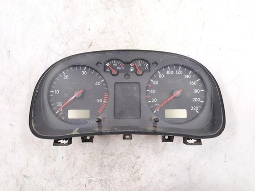 VW GOLF IV 1J1 Kombiinstrument 1035100002 1.90 Diesel 85kw 2002 34650354