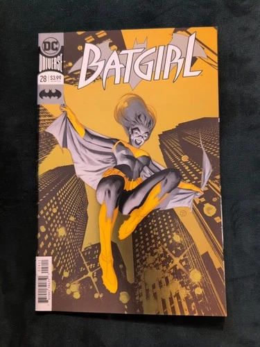 BATGIRL #28 FOIL VARIANT BATMAN 1