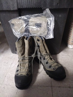 Bates E03600C Hiking Boots Mens Size 10 R