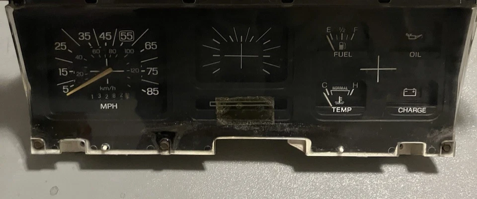 Cuadro de instrumentos velocímetro Bronco 80-86 Ford F-150 F-250 132 k Foto 2 de 4