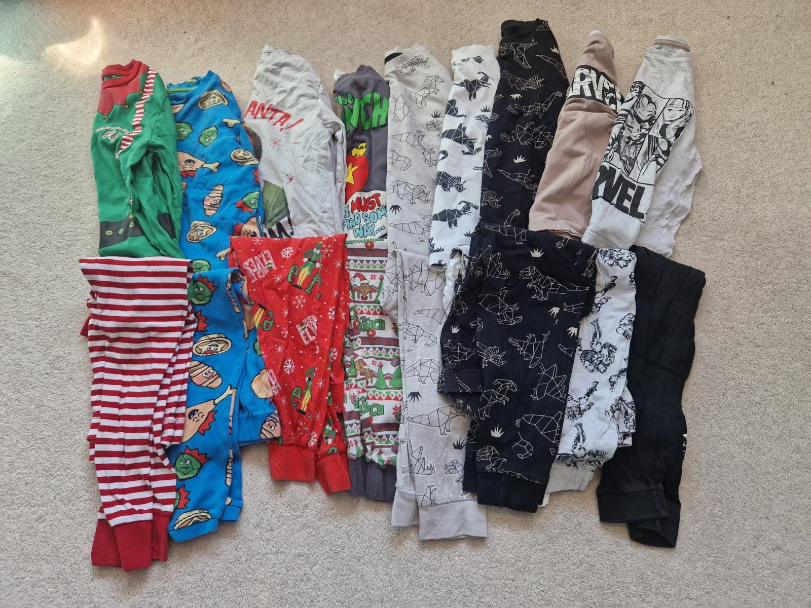 Boys Winter Clothing Bundle Aged 8-9 Mixed Condition Used 73 items image 10