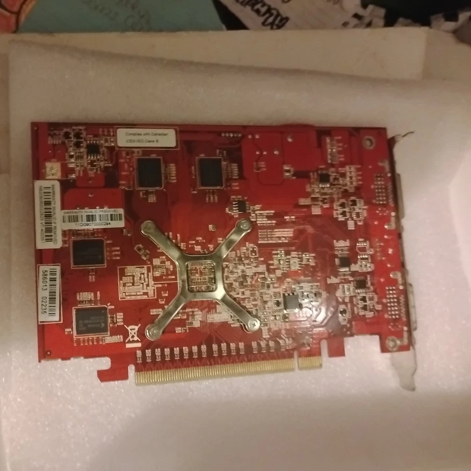 ATI Radeon HD 3650 512MB DDR2 PCIe Graphics Video Card DVI VGA HDMI Legacy GPU   - Image 3 of 4