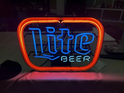 Miller Lite Beer Neon Light Sign 20x16 vintage 1984
