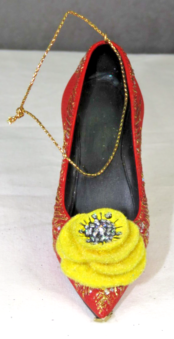 Set of 7 Metropolitan Museum of Art Shoe Christmas Ornaments 2012