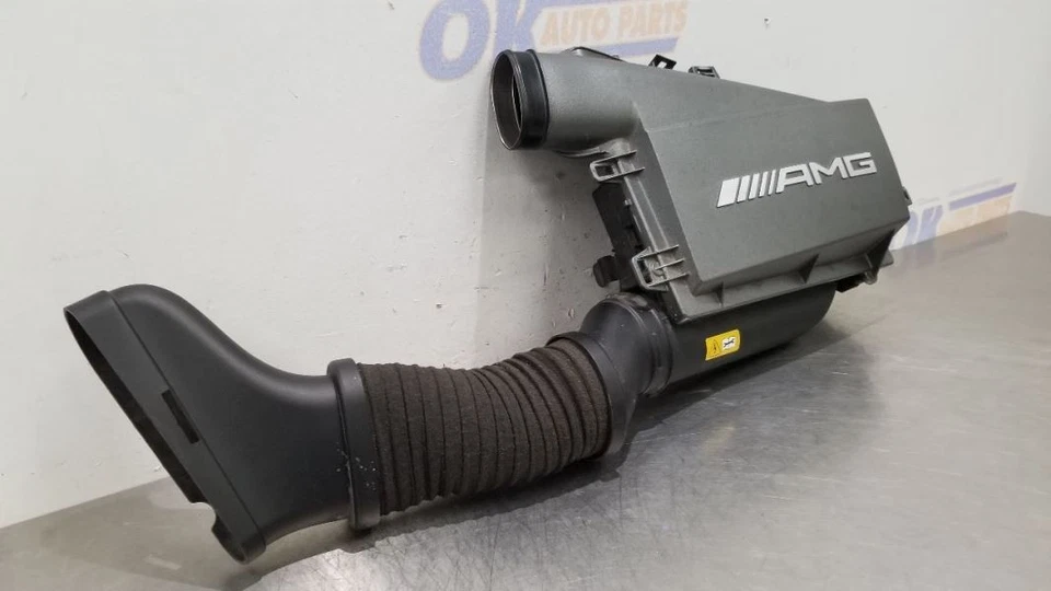 17 MERCEDES BENZ CLS63S AMG W218 5.5L AIR CLEANER AIR BOX LEFT DRIVER - Image 4 of 4