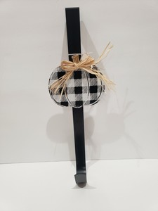 and sunflower door hanger Plaid pumpkin