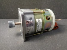 Japan Servo Co U535-28 127P2563 Induction Motor 115V 20W Continuous Duty